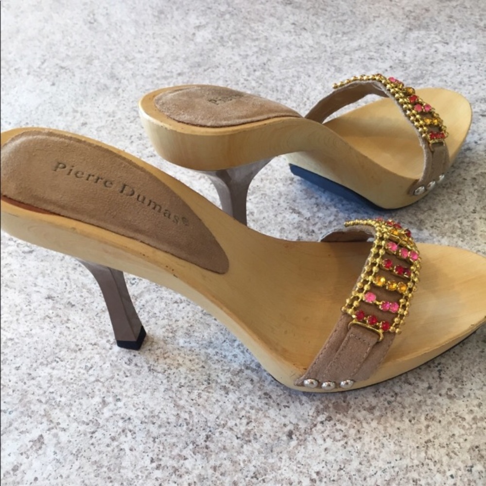 Pierre Dumas heels. Size 9